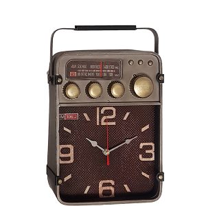 שעון שולחני בעיצוב רטרו בצורת רדיו FM  עתיק